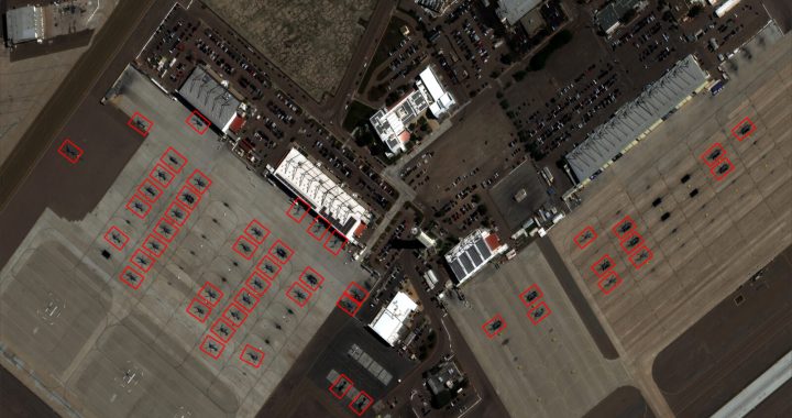 AI-based object identification for specific aircraft on the tarmac. Imagery courtesy of MetaVI.